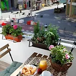 Traditional Romanian Apartament *
