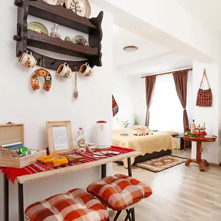 Traditional Romanian Bukareszt