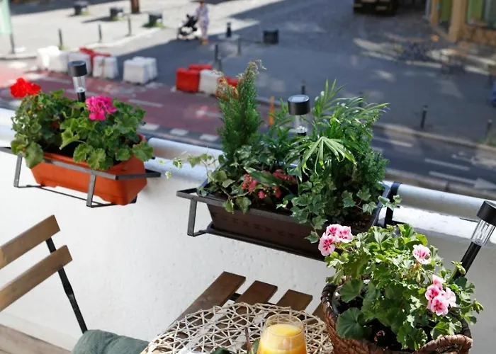 Traditional Romanian Apartamento *