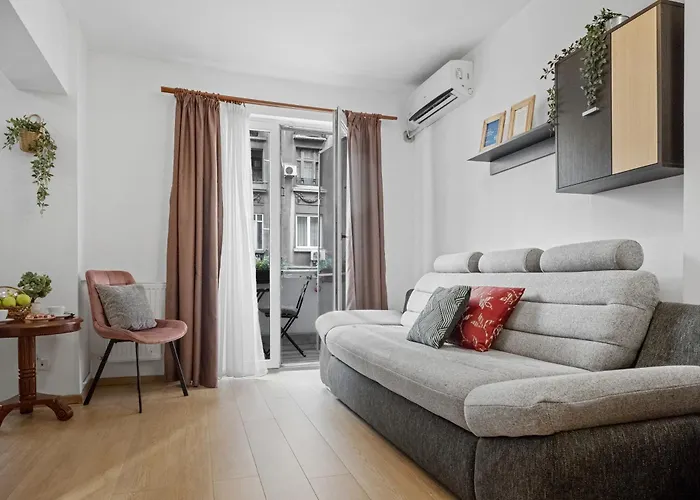 Traditional Romanian Apartamento *