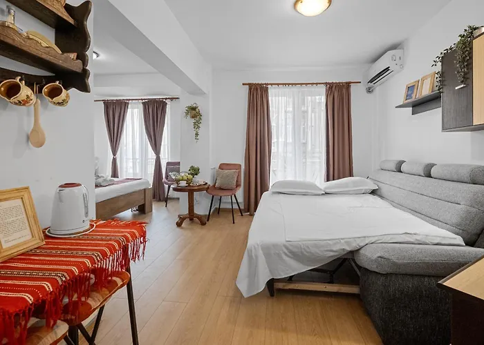 Traditional Romanian Apartamento