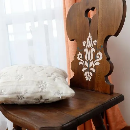 Apartment Traditional Romanian Bucharest