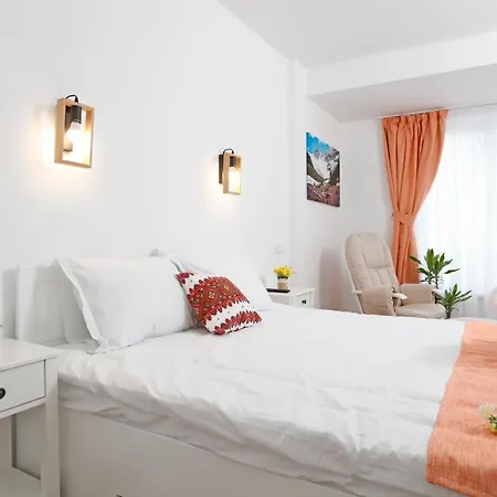 Apartment Traditional Romanian *