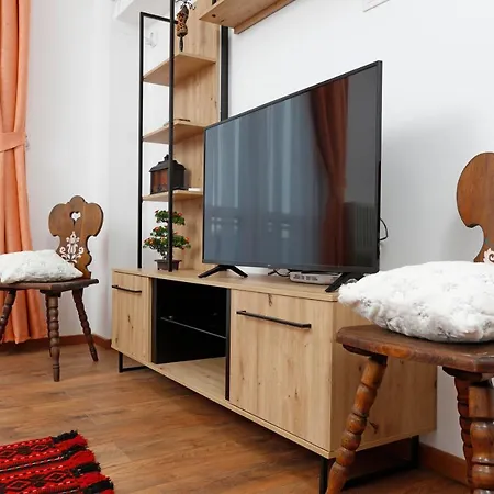 Traditional Romanian Apartment Bucharest